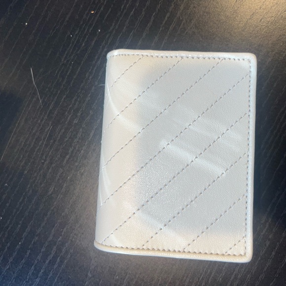 Guccis Blondie Card Case Wallet - Picture 4 of 6